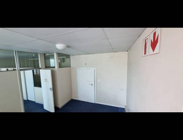 340M² OFFICE TO LET IN KRUGERSDORP CENTRAL
